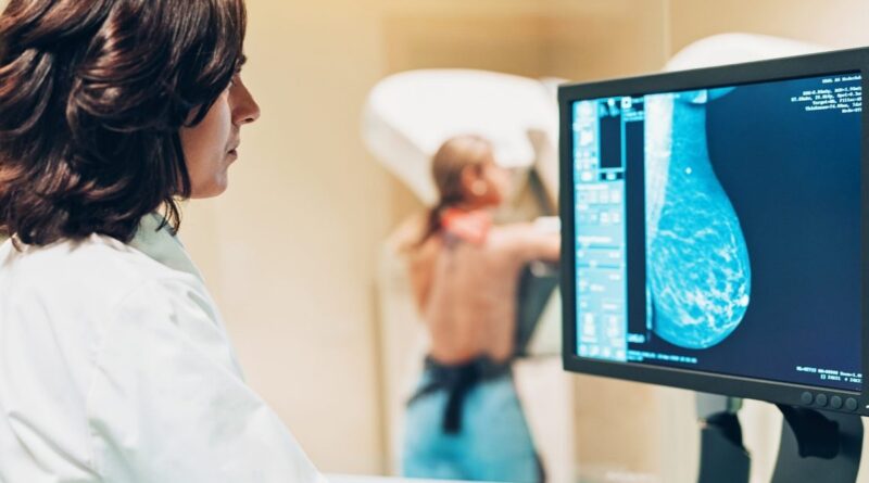 Bezpłatna mammografia wraca do powiatu nowosądeckiego. W kwietniu mammobus pojawi się także w Grybowie, dając kobietom możliwość szybkiego i wygodnego wykonania profilaktycznego badania piersi bez skierowania i bez opłat.